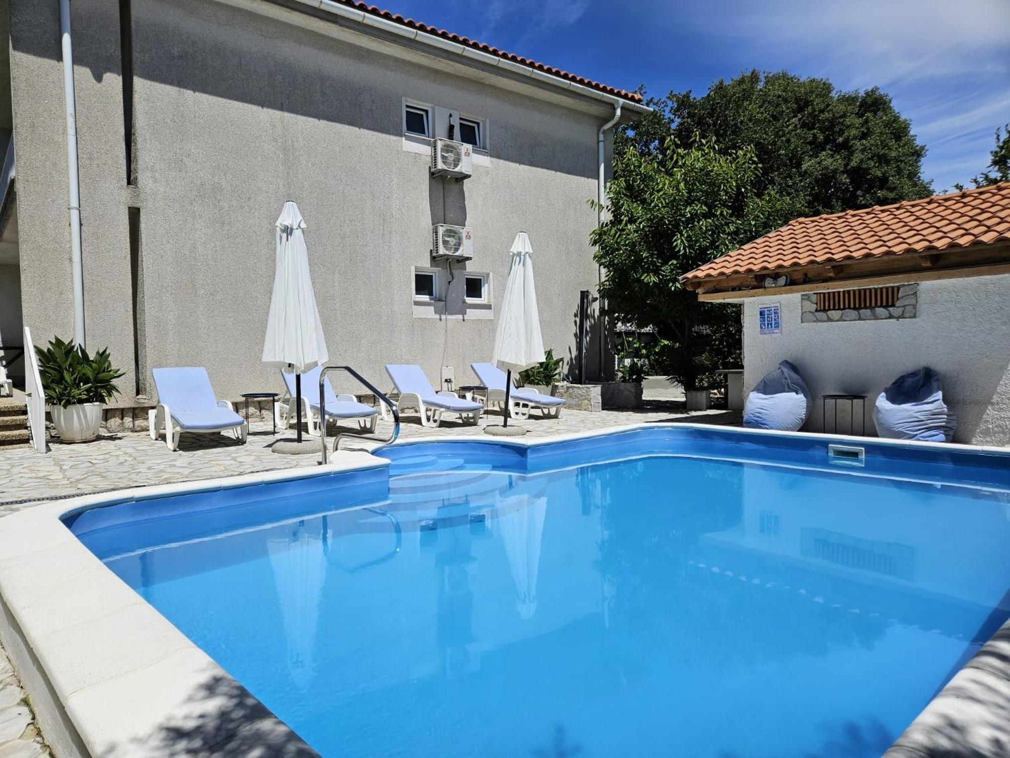 Apartments Mirko مالينسكا المظهر الخارجي الصورة